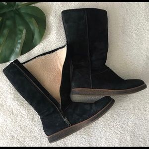 UGG boots size 9